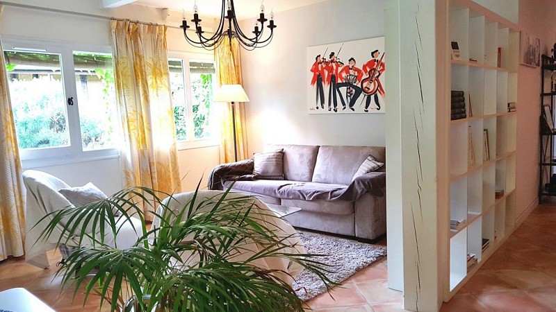 Salon---Coin-chambre-TIS