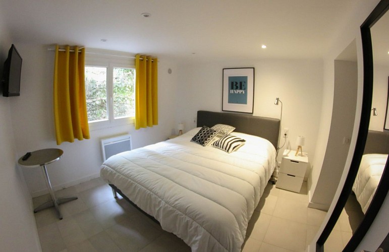 Chatilon-chambre-jaune