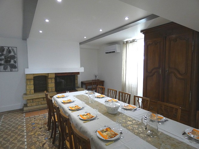Salle à manger Condrine à Doazit avec Gîtes de France LandesCondrine à Doazit