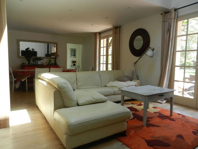 Salon Les chênes lièges à Moliets avec Gîtes de France Landes