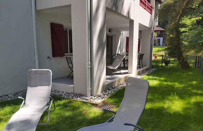 F-B_terrasse et jardin