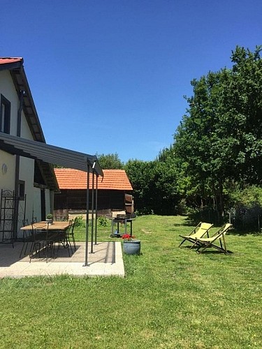 Jardin du Gîte Enya à St Julien en Born Gîtes de France Landes