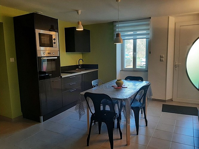 Cousin - entrée séjour