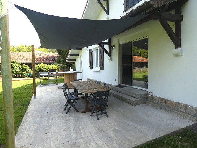 Terrasse du Gîte du Beth à St Vincent de Paul avec Gîtes de France Landes