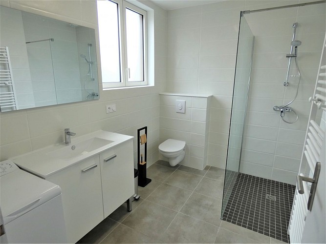 Salle d'eau du Gîte de Clémens à Herm avec Gîtes de France Landes