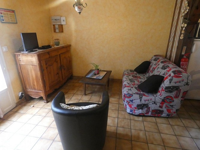 photo1