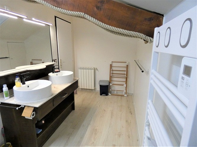 Salle de bains du Gîte Péchicou à Orx avec Gîtes de France Landes