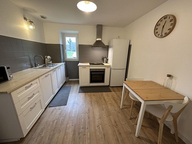 380811-10_10852_936f4a36218a24a9cda2e6e788d4093f