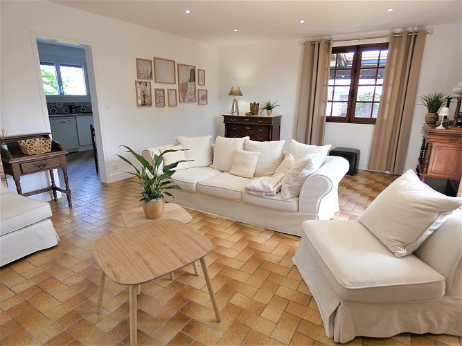 Salon du Gîte Escapade lacustre à Aureilhan avec Gîtes de France Landes