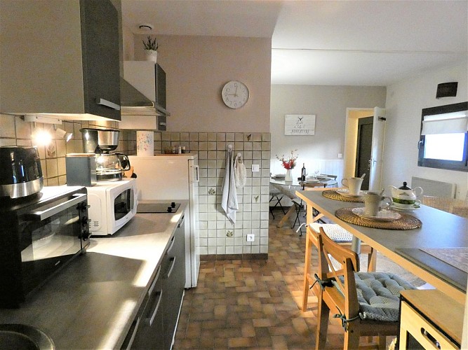 espace-cuisine-gite-studio-de-la-boulangerie-dax
