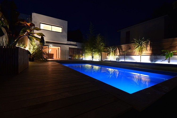 piscine nuit