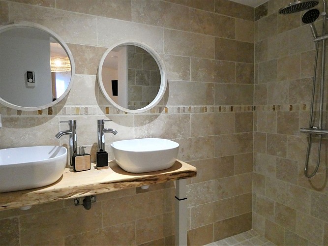 Salle d'eau du Gîte Villa Paul à Herm avec Gîtes de France Landes