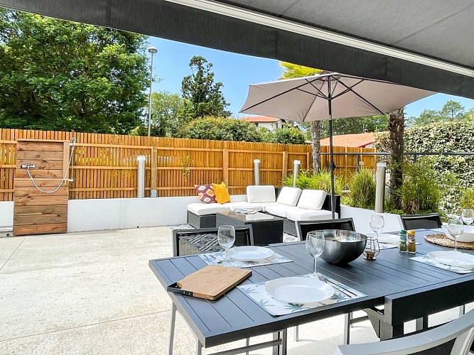 Location Aqua - Villa Lake & Sea