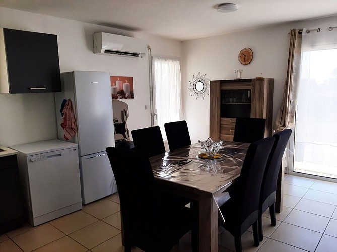 Devaux Bidaou - séjour accès terrasse couverte