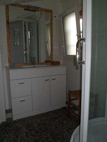 @CAPDEVILLE_NADAL_ salle d'eau