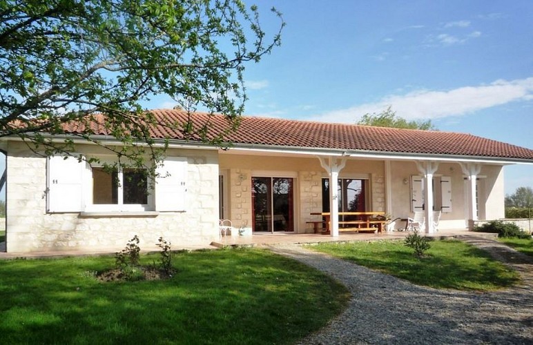 LAFEAGEOL LAUZUN MAISON