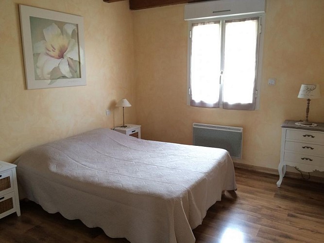 HLOAQU047FS00093_Tournon_gîtedelagrèze_Lacam_chambre2