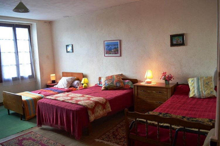 HLOAQU047FS0012M_Saint-Front_gîte du pigeonnier_Escourre_chambre1