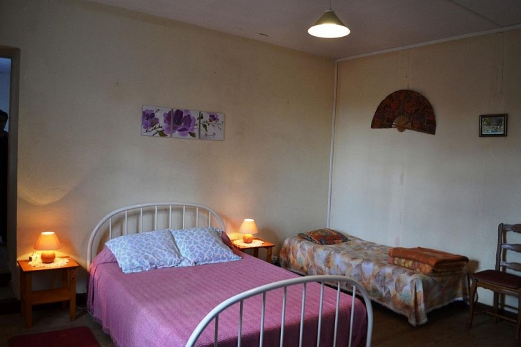 HLOAQU047FS0012M_Saint-Front_gîte du pigeonnier_Escourre_chambre2