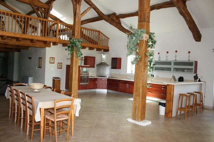 HLOAQU047FS002F8_Saint-Georges_lesvignesbasses1_Pozzer_cuisine