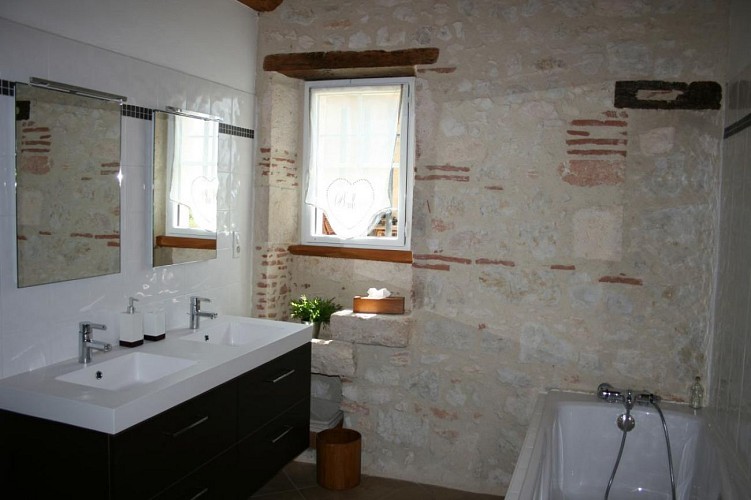 HLOAQU047FS002F9_Saint-Georges_lesvignesbasses2_Pozzer_sdebain
