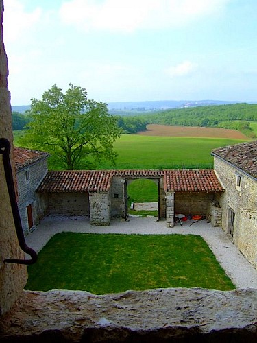 Thezac_Canel Ecurie_Hedges_Gîte 2 personnes