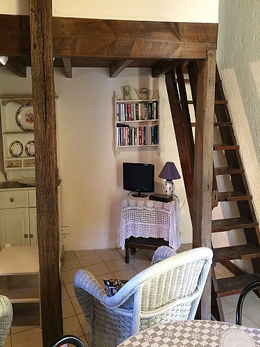 Stairs to single beds in Lodge