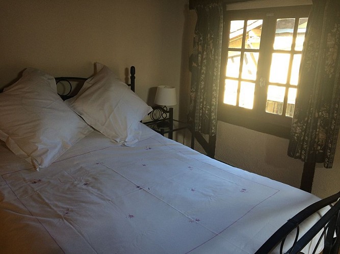 Farm first floor en-suite double bedroom 2