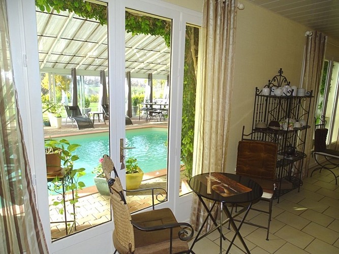 HLOAQU047FS003GW_grande9