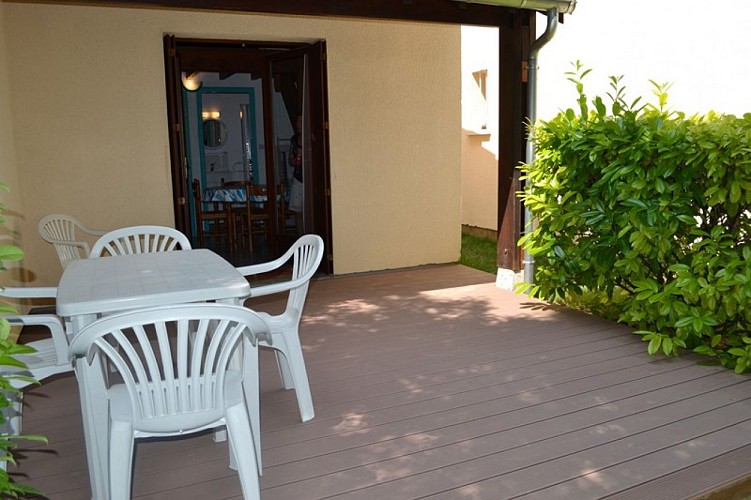 HLOAQU047FS003O0_1122_1 [600x800]