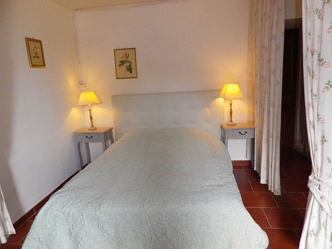 HLOAQU047FS003P0_LGC194_BEAUVILLE_chambre01RDC