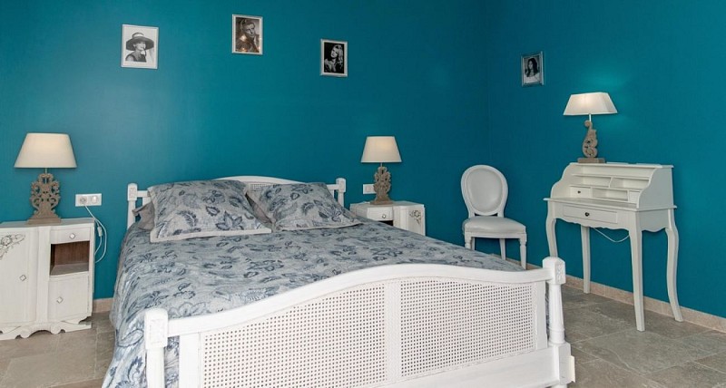 HLOAQU047FS003PJ_grande05