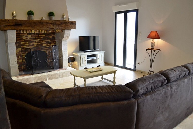 CHAI DE LA FORIE ROUMAGNE SALON