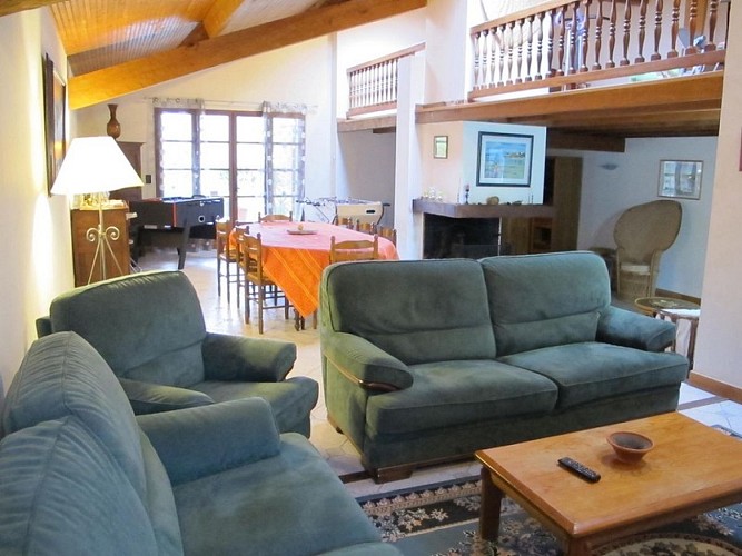 HLOAQU047V5008LF_TRENTELS_LGC198_salonsejour