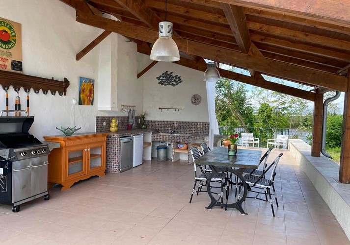 HLOAQU047V500MNI _017