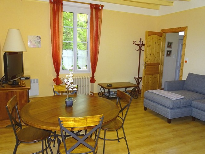 HLOAQU047V505J8S_grande