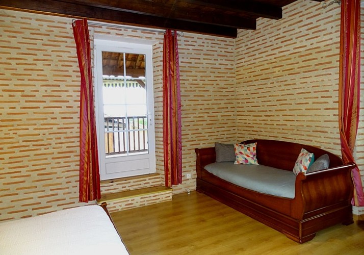 HLOAQU047V505J8S_grande7