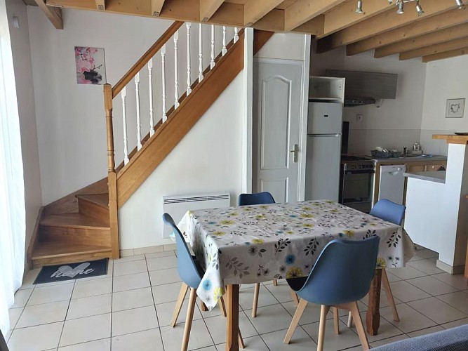 f1bf6c92-7c32-40a9-9538-4d029a383b1f