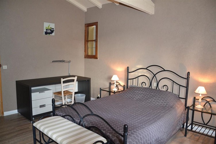 HLOAQU047V508845_chambre1