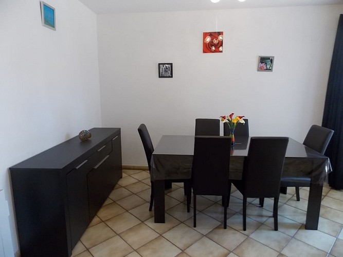 Meublé Soubaigné - Salle à manger