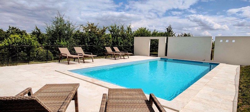 saint colomb de lauzun-gites monplaisir-piscine