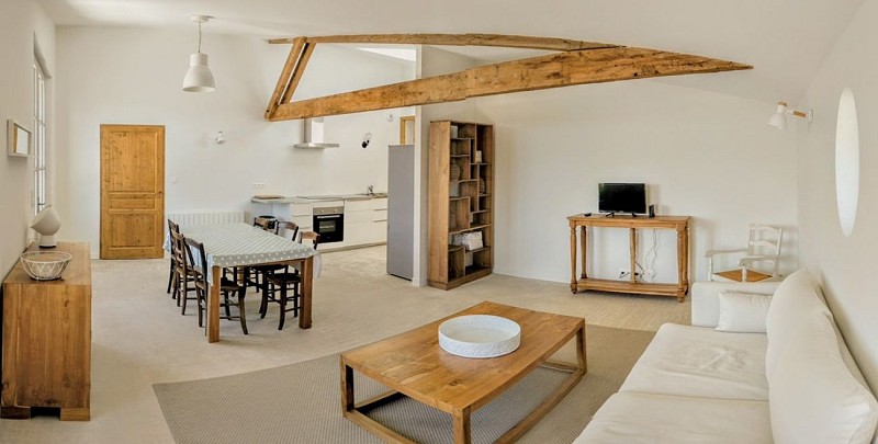 saint colomb de lauzun-estanguet-salon et salle a manger