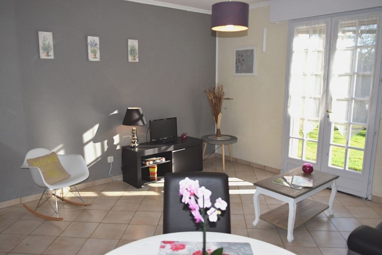 HLOAQU047V509J6Z_grande9