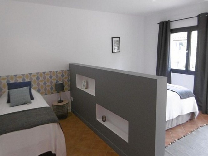 OTLT_HLO_Ferme de Douzon_Cabane de l'étang_Le Temple sur Lot_chambre2