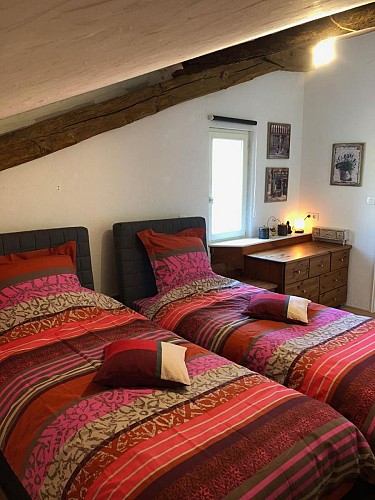 HLOAQU047V50BBTH_4210 (23)