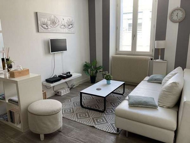 Appart_Agen-salon-destination-agen-tourisme