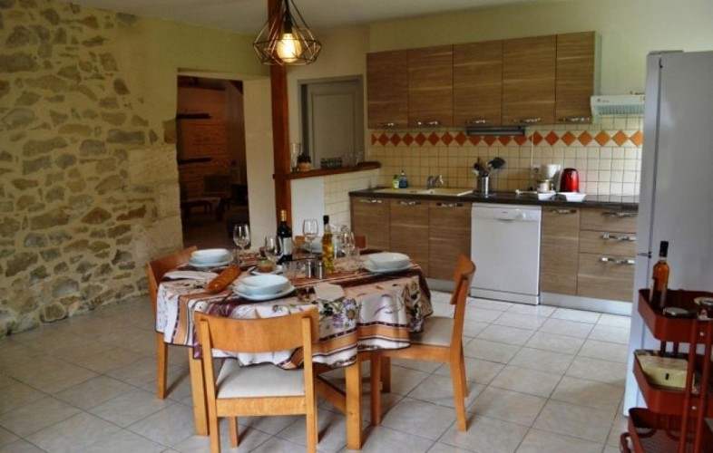 Cuisine---Les-Joualles