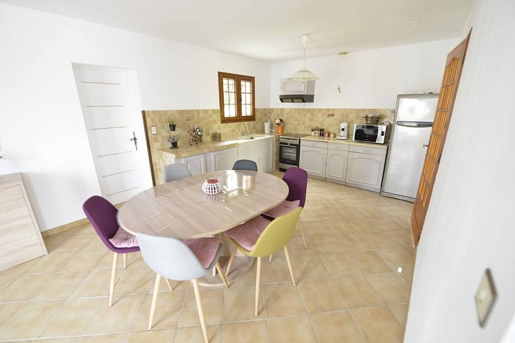 1b70e5e5-5784-4564-b5f2-b83eef276839