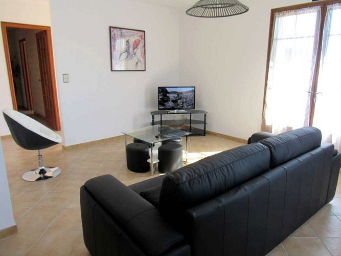 82b91c5b-8ee1-4b4b-bda1-0ff5fe923be5 (1)