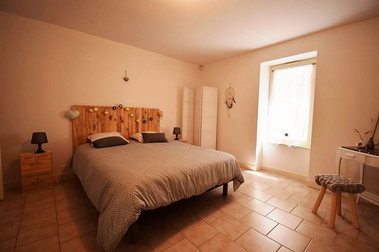 HLOAQU047V50D2VG_MONTAGNACSURAUVIGNON_LGC249_grande07